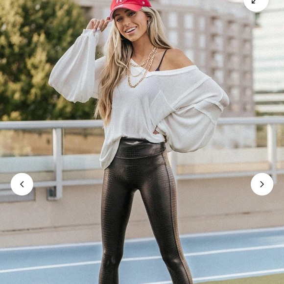 Spanx Faux Leather Croc Leggings dark brown - Picture 6 of 6